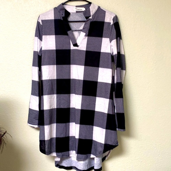 Fashion Plaid Split V-Neck Roll-Tab Tunic Size L - Picture 3 of 9